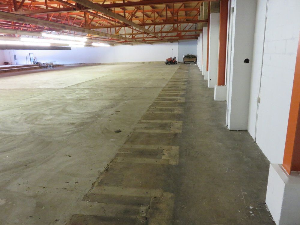 Freestanding Building on Lit Corner: 660 Mason Avenue, Daytona Beach, FL 32117